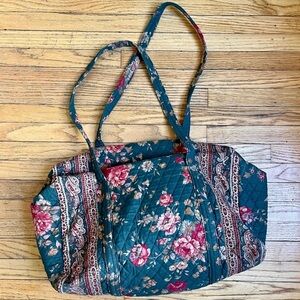 Vintage Vera Bradley Indiana Greenbriar Floral & Paisley Quilted duffle Bag med